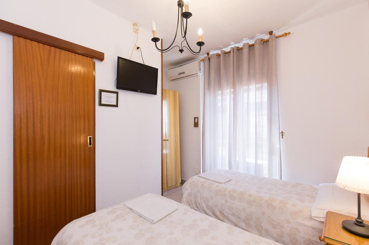 Pension Mesones Гранада Екстер'єр фото